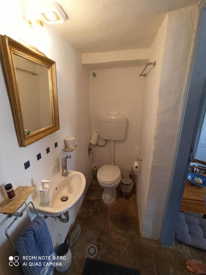Traditional Stone House With Breathtaking View Serifos Town Luaran gambar