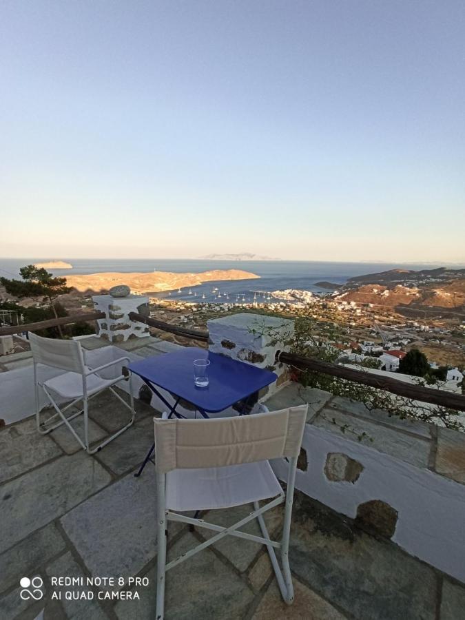 Traditional Stone House With Breathtaking View Serifos Town Luaran gambar