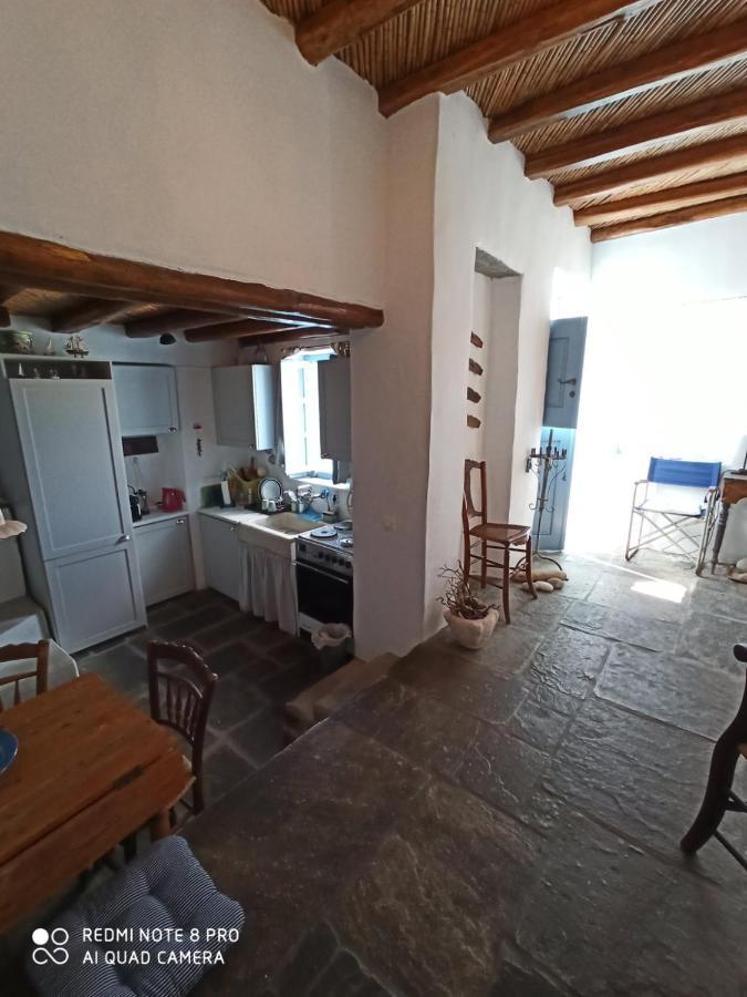 Traditional Stone House With Breathtaking View Serifos Town Luaran gambar