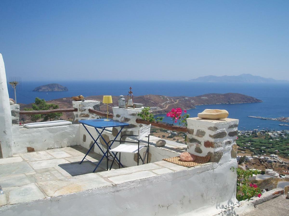 Traditional Stone House With Breathtaking View Serifos Town Luaran gambar