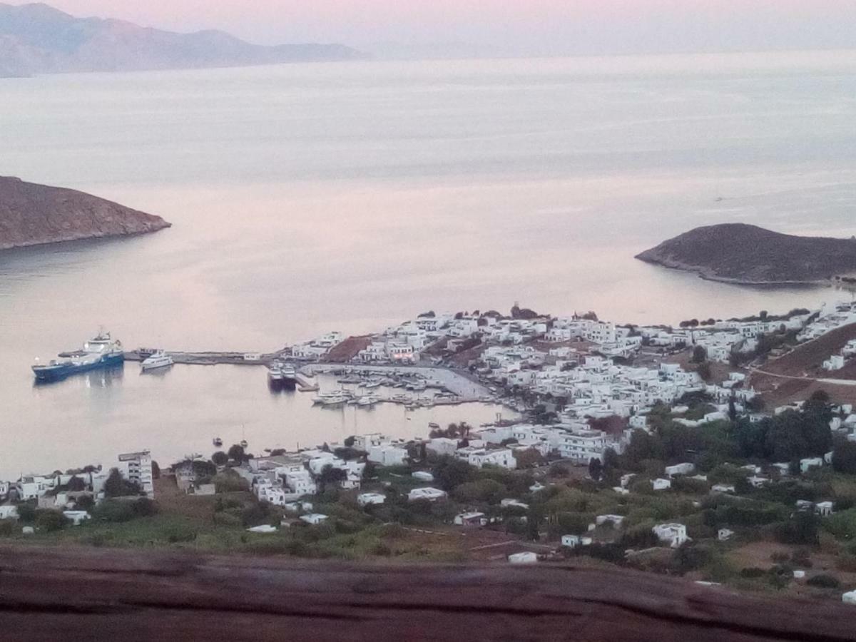 Traditional Stone House With Breathtaking View Serifos Town Luaran gambar
