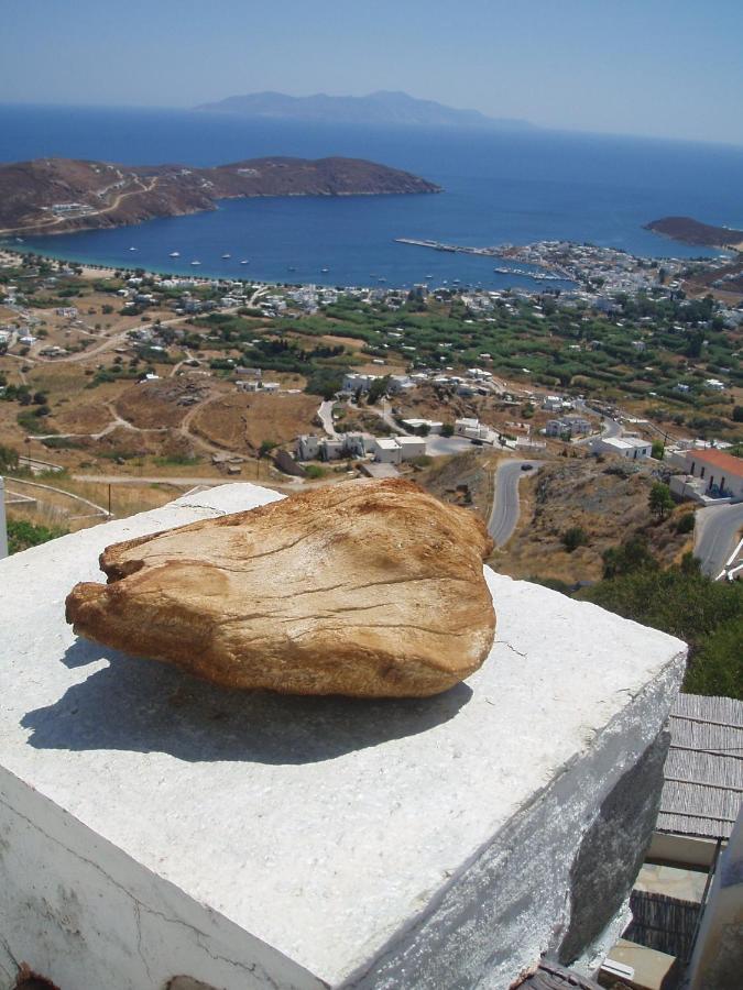 Traditional Stone House With Breathtaking View Serifos Town Luaran gambar